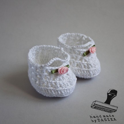szydełkowe buciki dla niemowlaka 2014r.